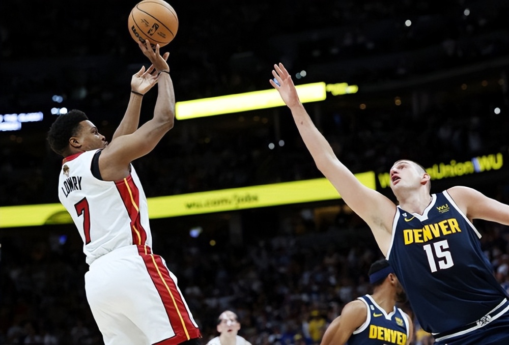  里尔老将经验发挥作用，终场前绝杀保住欧战希望  